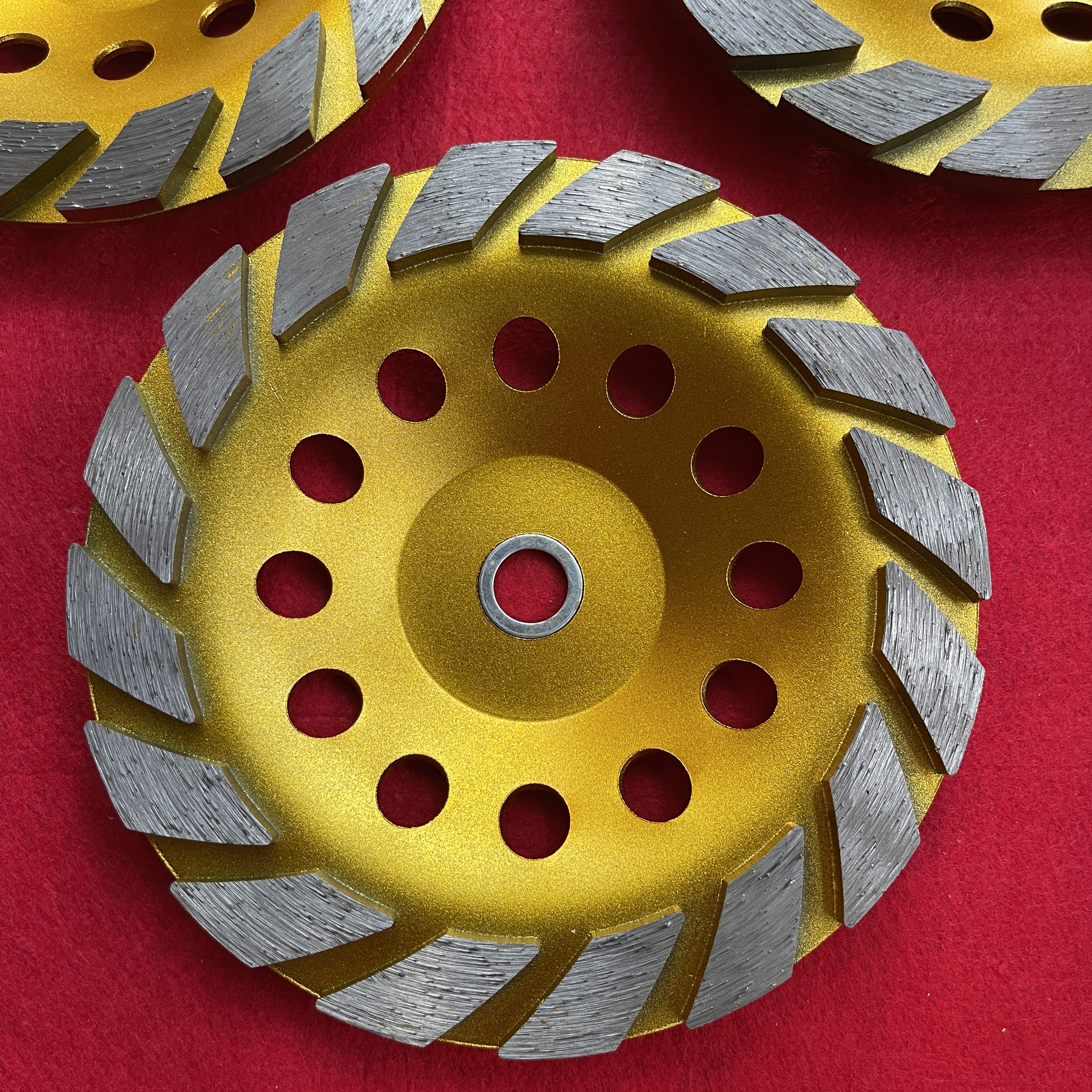 Đĩa Mài Sàn Bê Tông 180mm