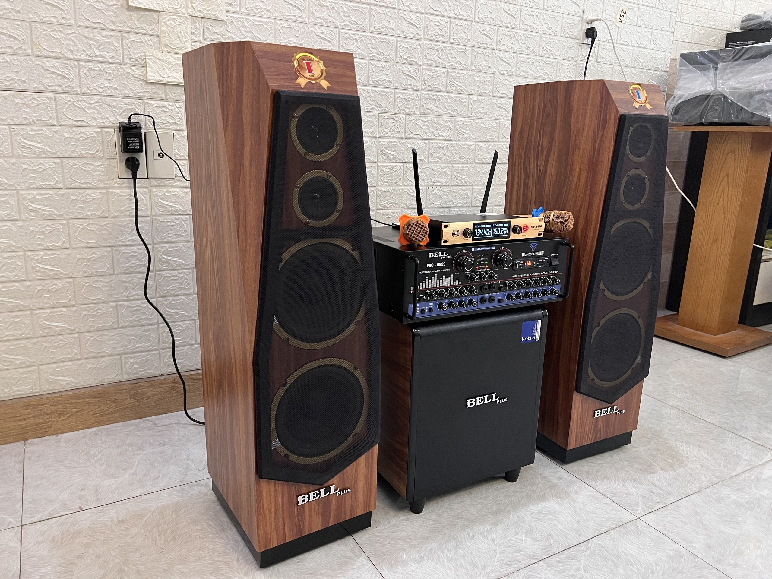 Bộ dàn âm thanh karaoke và nghe nhạc gia đình KMS - 9999XP Bellplus