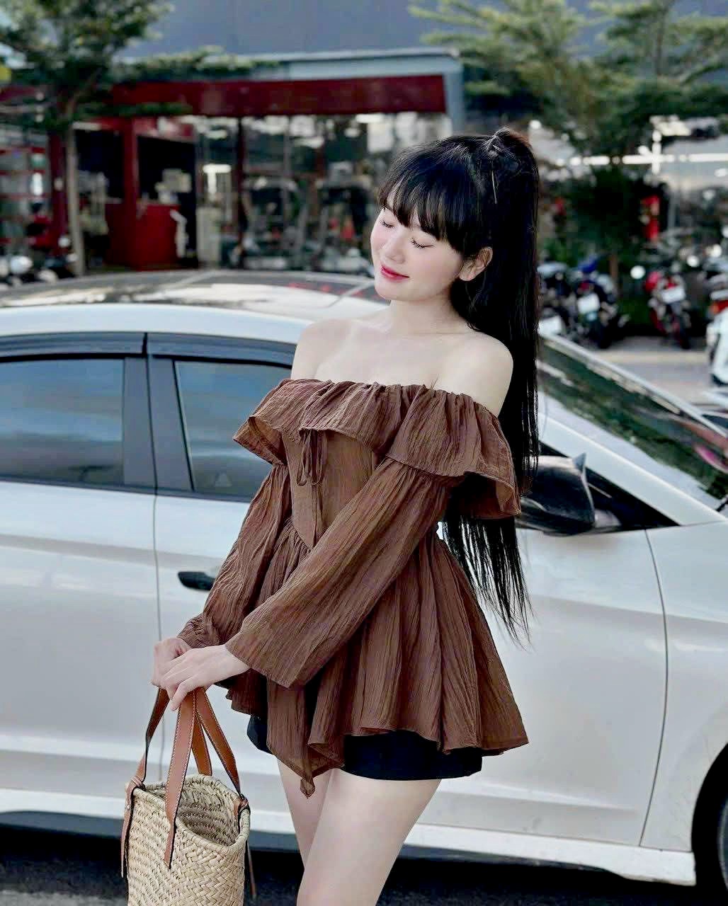 ĐẦM SET ÁO TRỄ VAI TAY LOE DÀI ÔM BODY + QUẦN NGẮN SHORT ỐNG RỘNG LƯNG CAO ĐI TIỆC ĐI CHƠI DẠO PHỐ GIÁNG SINH NOEL ĐI BIỂN