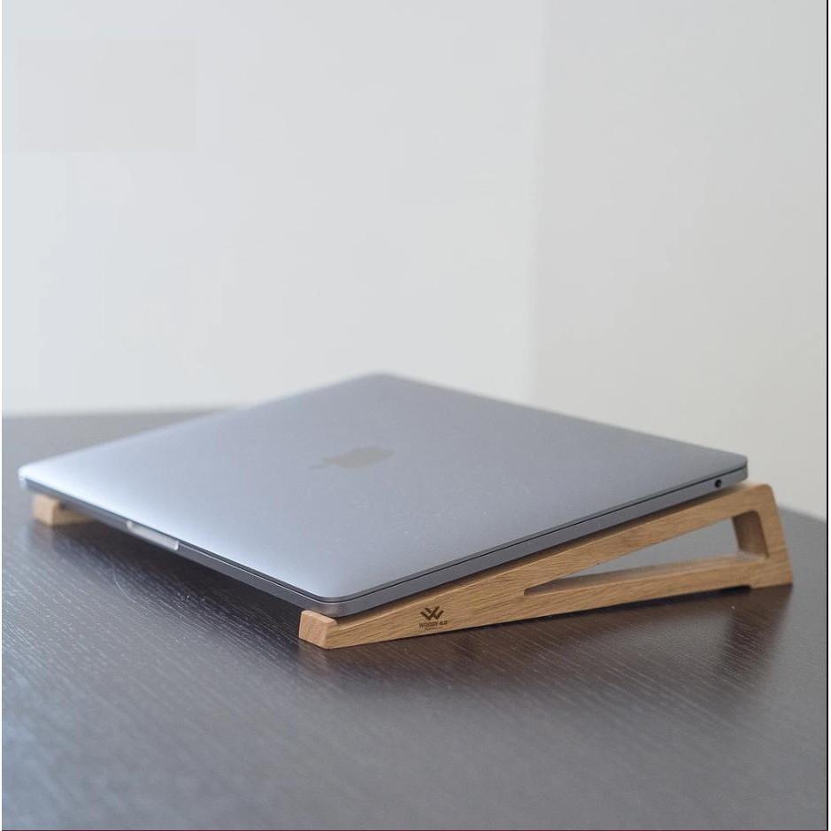 Kệ đỡ laptop gỗ thiết kế 1 tầng, đế kê tản nhiệt macbook 12inch--17inh tiện dụng
