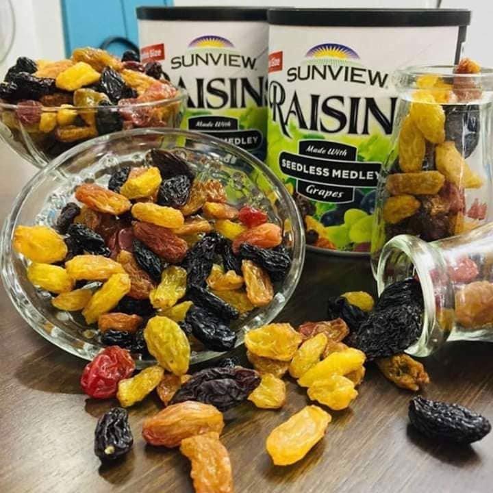 Nho Khô Mỹ Raisin Sunview không hạt vị thập cẩm 425g date mới