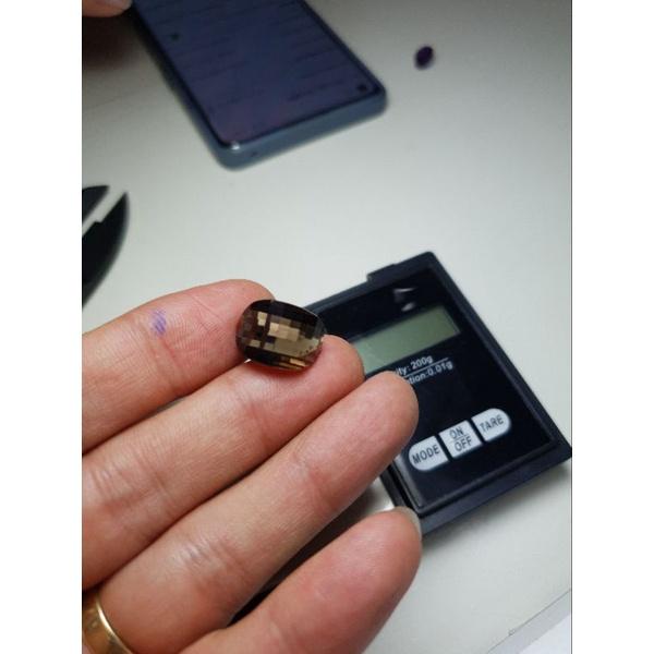 1045- ĐÁ SMOKY KHÓI (THIÊN NHIÊN) Lỗi giác mài, mẻ cạnh