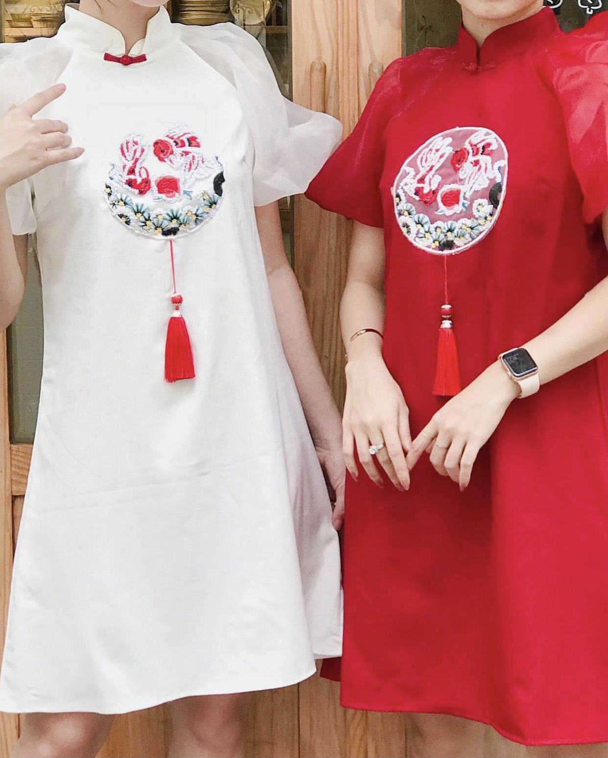 Đầm tết thiêu họa tiết mùa xuân 3 Màu Hồng, Trắng và Đỏ cực dễ thương