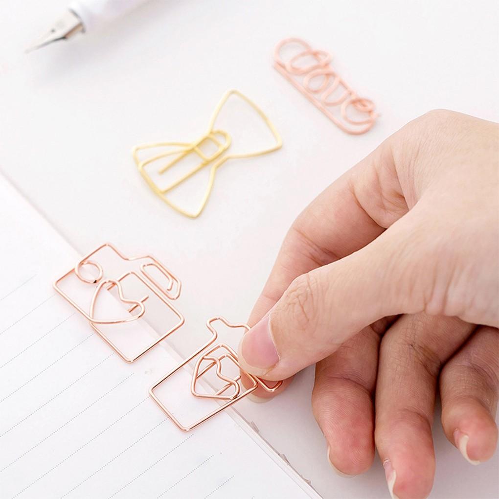 Kẹp giấy bằng sắt thiết kế hình quyển sách mở sáng tạo