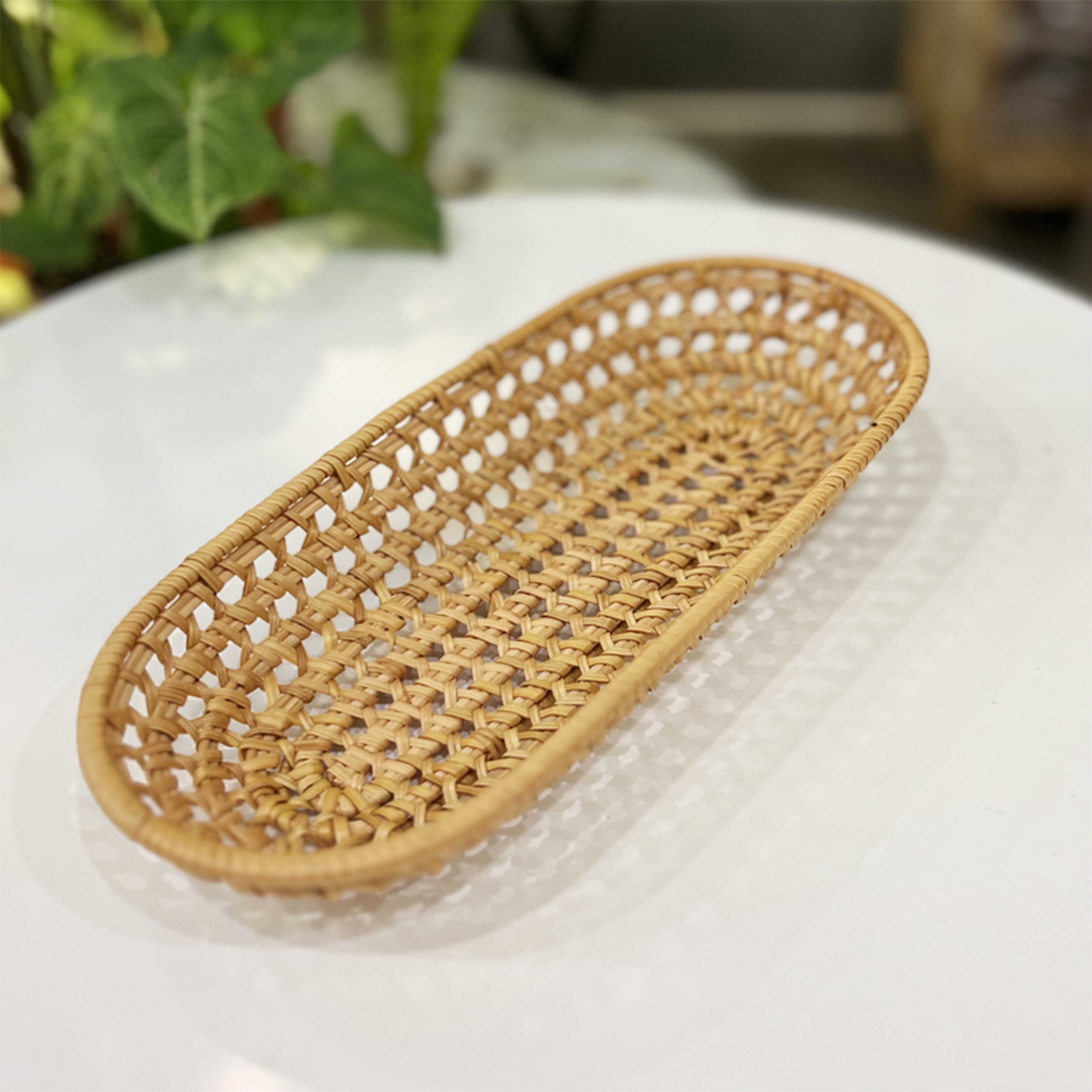 Khay mây URSPACE đựng bánh mì, muỗng nĩa, bánh kẹo, trang trí decor/ OVAL RATTAN TRAY