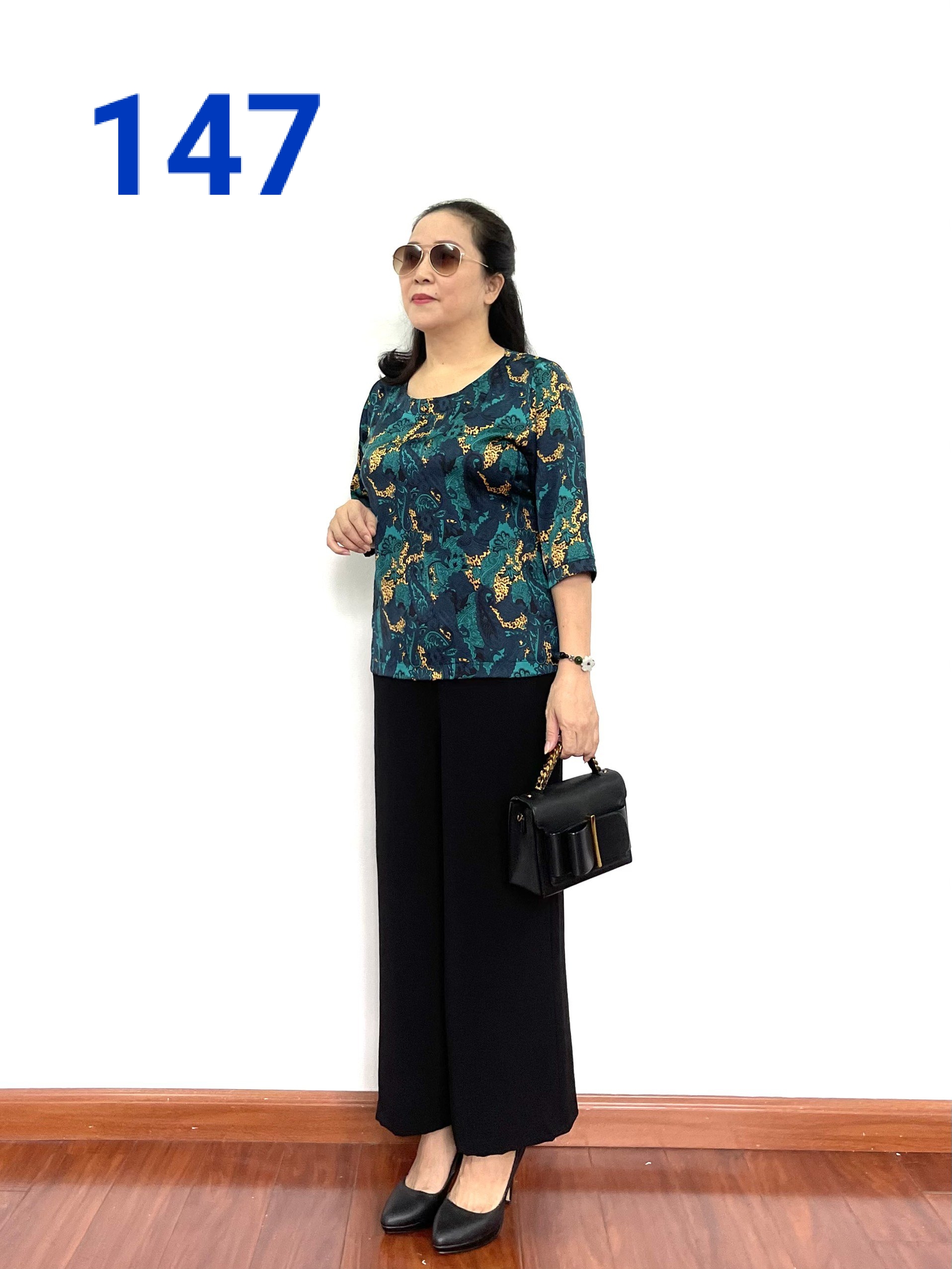 Áo Kiểu Trung Niên Tay Lỡ - Chất Liệu Lụa Satin Cao Cấp Dành Cho Người Trung Tuổi - Tuấn Tú Store