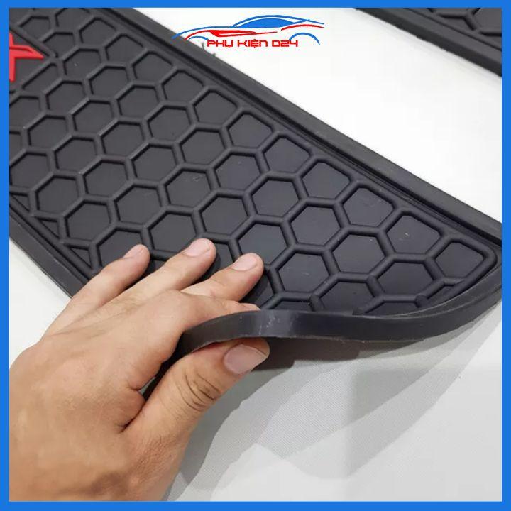 Lót sàn ô tô cao su MUX, MU-X 2015-2016-2017-2018-2019-2020-2021-2022 không mùi chống trơn trượt