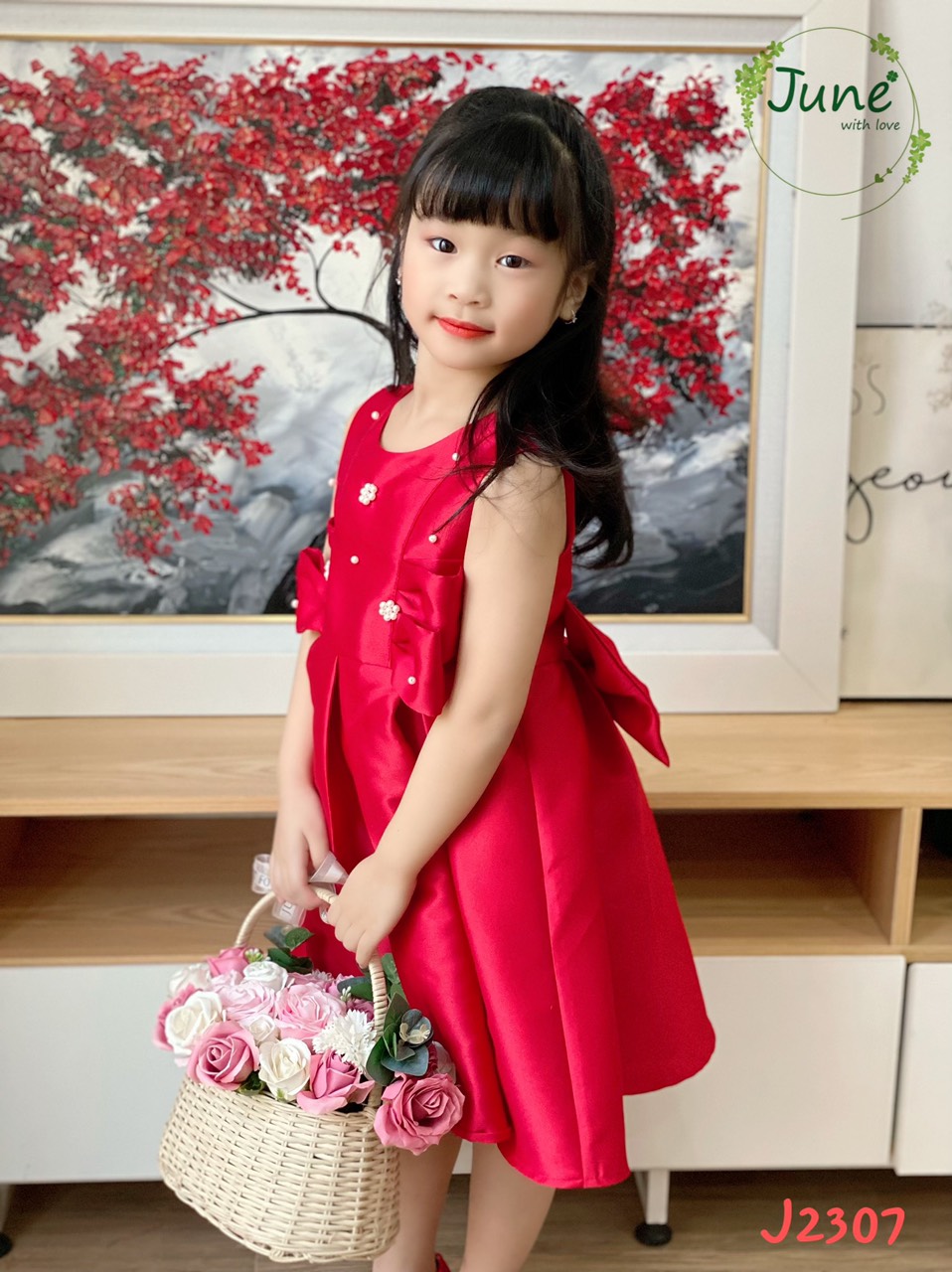 ĐẦM ĐỎ KẾT HOA CÚC ĐIỆU ĐÀ