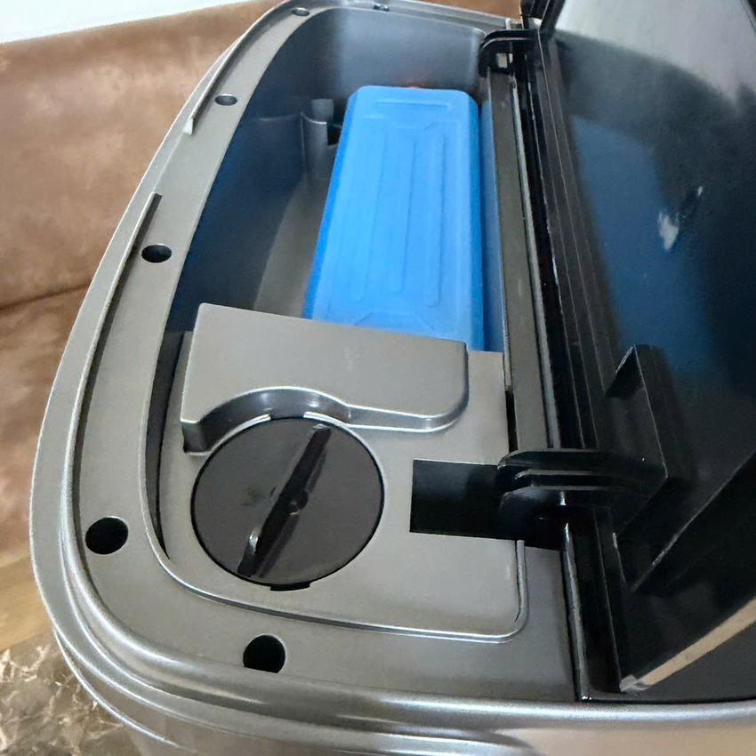 Quạt không cánh phun sương tạo ẩm kiêm lọc không khí ion âm và khử khuẩn UV thương hiệu Hà Lan Philips ACR4246X Serial 4000 - Hàng nhập khẩu