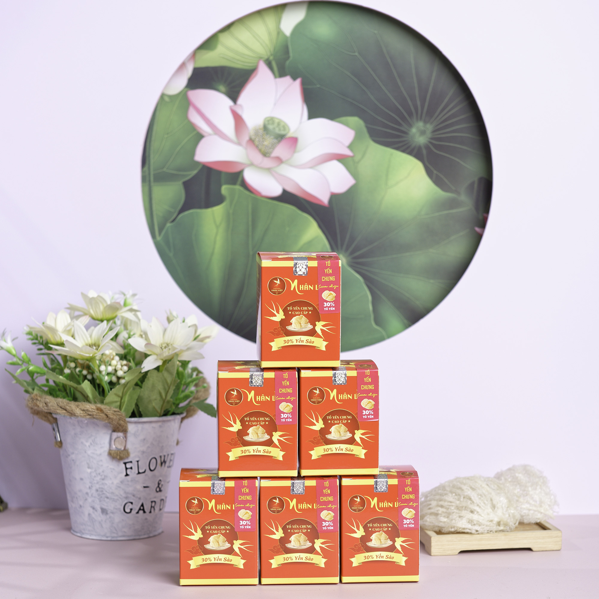 Yến Sào Chưng Saffron Collagen Nhân Việt 30% Yến Nguyên Chất Hũ 70ml