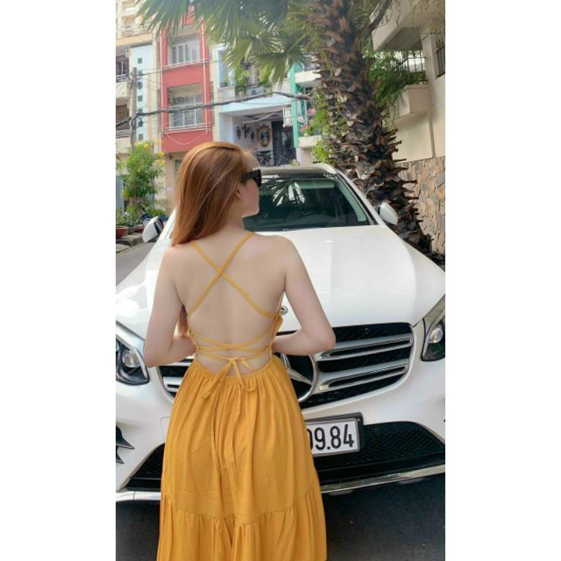 Maxi vàng cổ yếm hở lưng tầng
