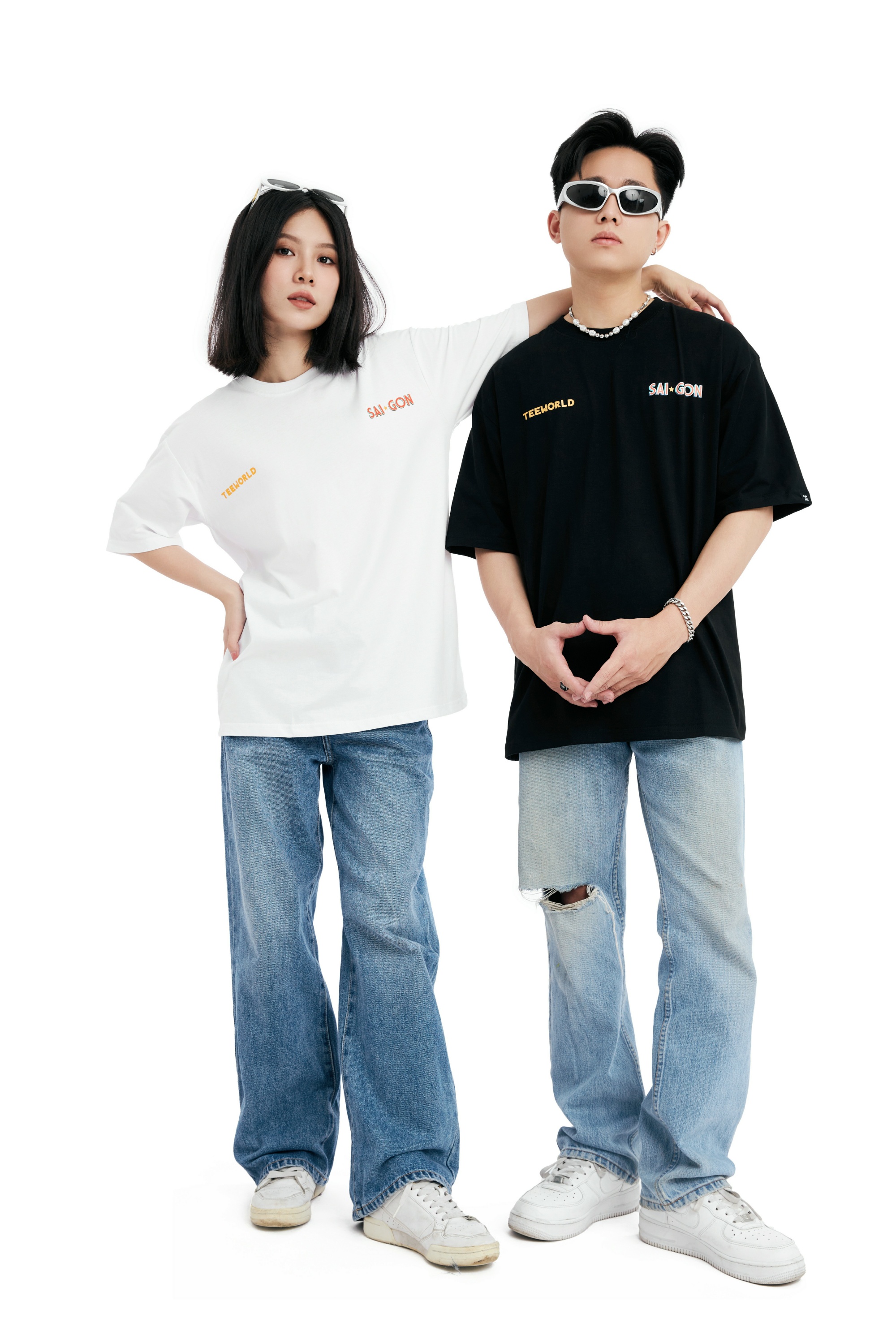 Áo thun Teeworld Saigonese Cô Ba Version 2 Form Rộng Nam Nữ Unisex