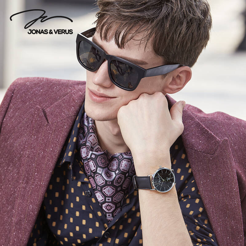 Đồng hồ đeo tay Nam hiệu JONAS & VERUS Y01545-A0.WWBLZ, Máy Cơ , Kính mo tráng sapphire hạn chế trầy xước, Dây da Italy