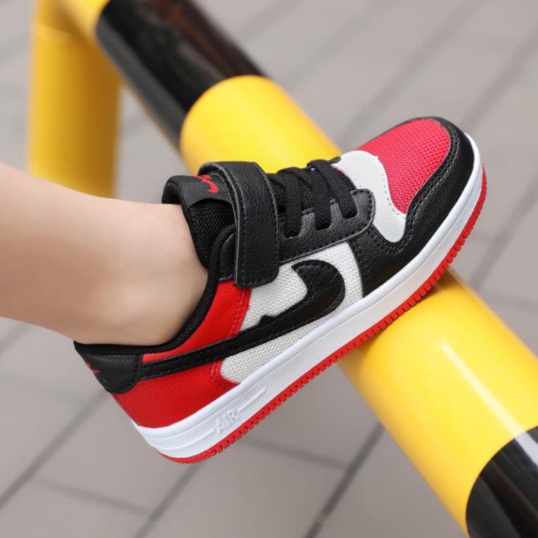 Giày thể thao Air Force thiết kế thoáng khí cá tính thời trang cho trẻ em