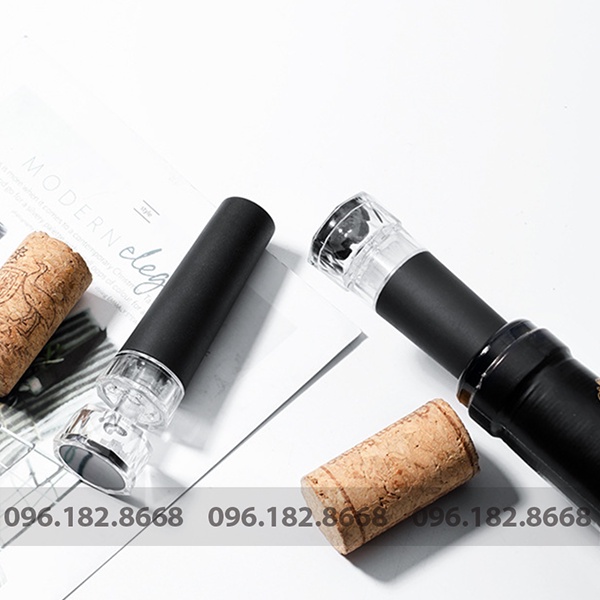 Nút hút chân không rượu vang kèm nắp đậy bảo quản