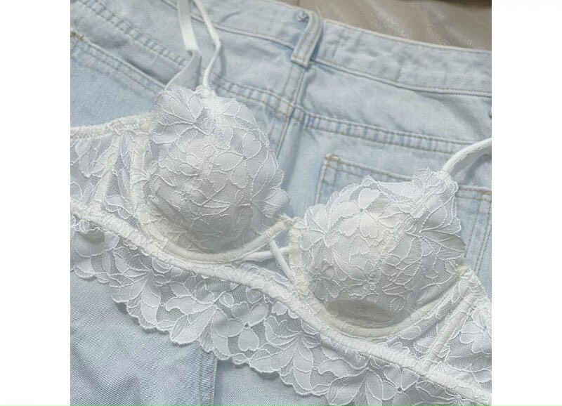 Bộ Đồ Lót Ren Họa Tiết Hoa - B.Lingerie