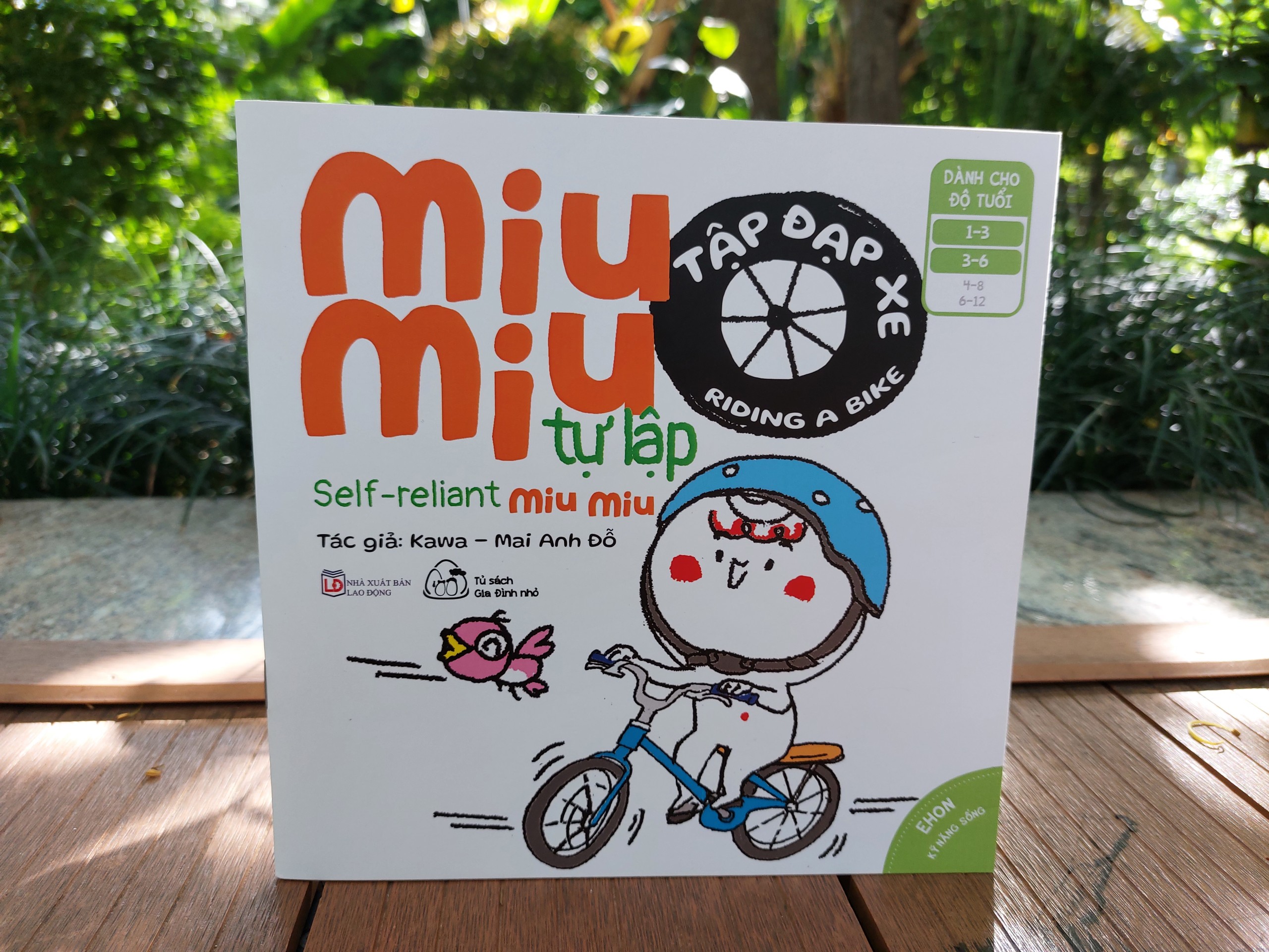 Sách Ehon Kỹ Năng Sống - Bộ 8 cuốn - Miu Miu Tự Lập Phần 2 cho bé từ 2 tuổi - Miu Miu tự lập Tập xe đạp