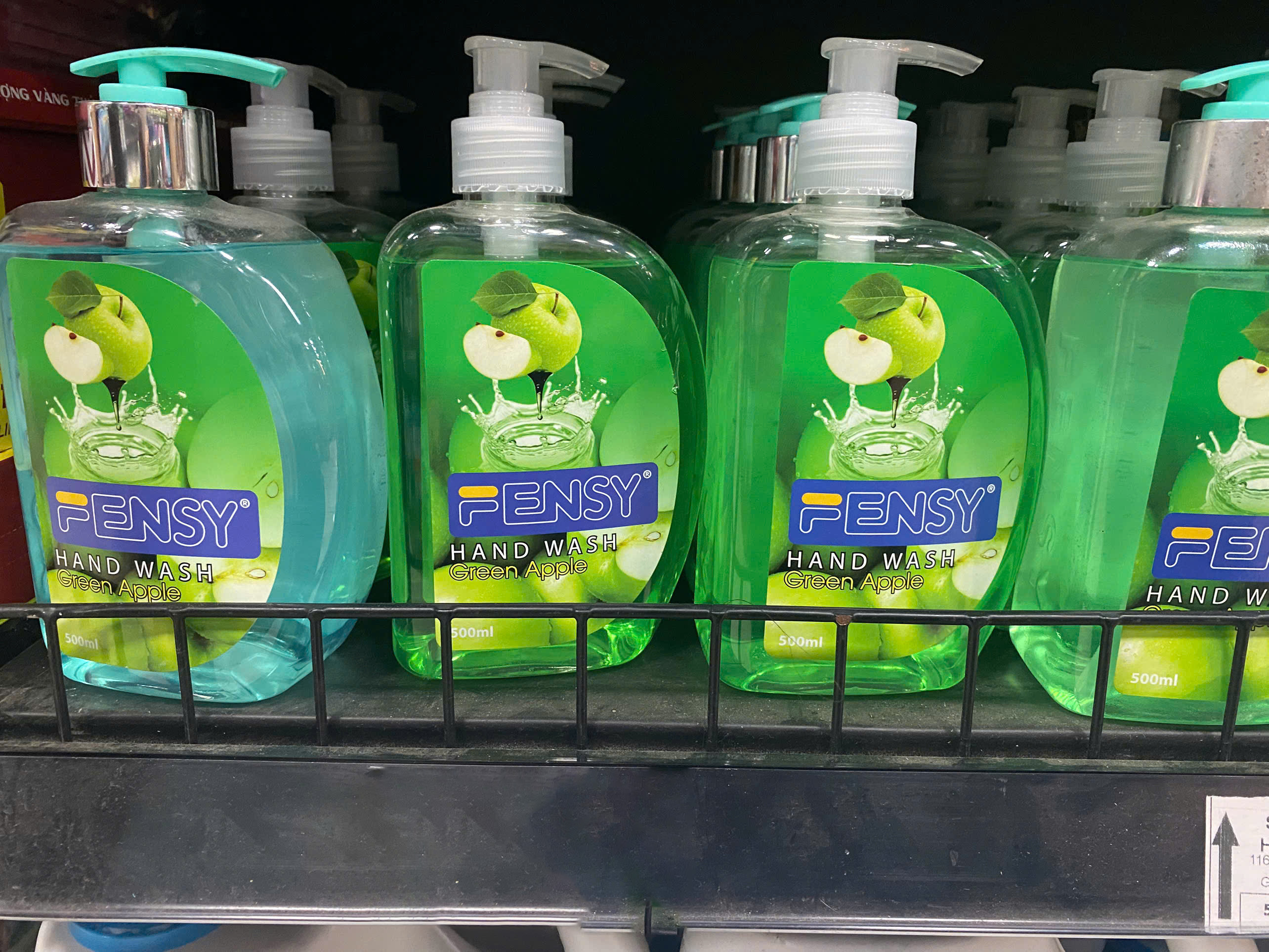 Nước rửa tay Fensy táo xanh 500ml - Hương táo tươi mát, làm sạch nhẹ nhàng, diệt khuẩn tối ưu