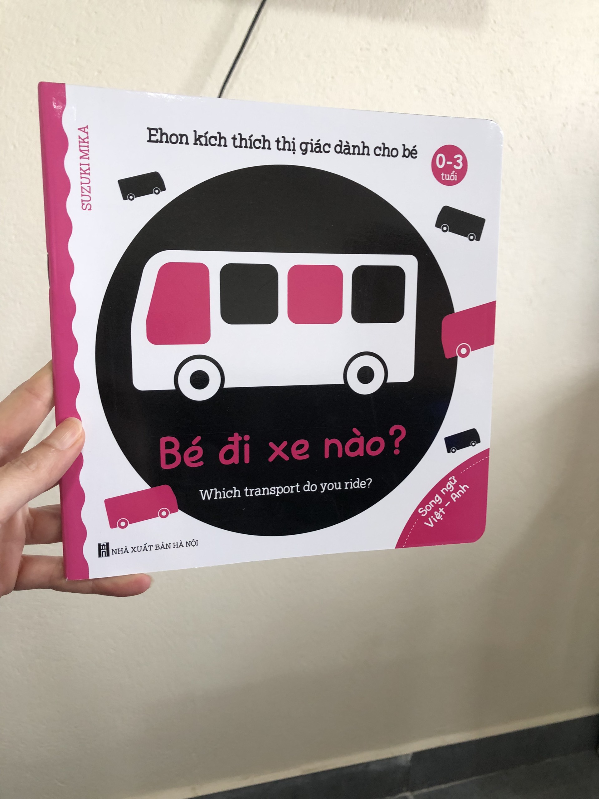 1 Cuốn Trong Trọn Bộ 6 Cuốn Ehon Kích Thích Thị Giác cho bé Song Ngữ Việt Anh - In mực chiết xuất tự nhiên - Chất liệu giấy ảnh chịu nước, chống thấm nước - Bé gặm nhấm không rách
