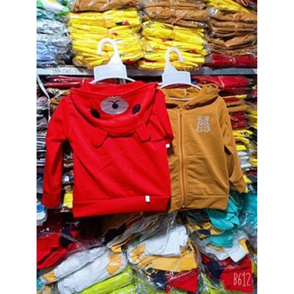 Áo khoác da cá hình thú