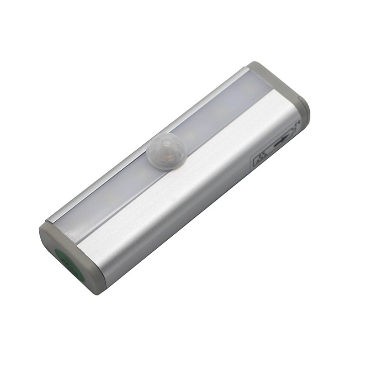 Đèn 6 Led cảm biến chuyển động hồng ngoại