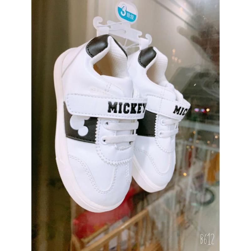 GIÀY MICKEY DƯ XỊN CHO BÉ TRAI VÀ BÉ GÁI