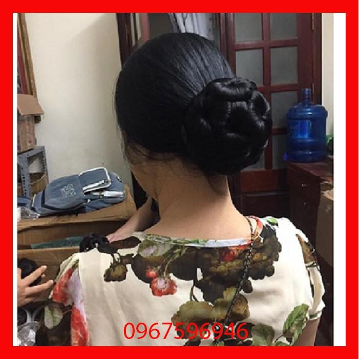 Búi tóc giả trung niên, búi hoa không đính đá