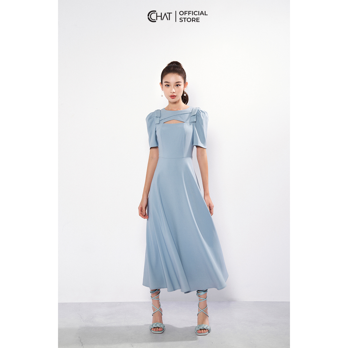 Đầm Nữ CCHAT Kiểu Cutout Ngực 2 Nơ Vai Dáng Xòe Chất Mango Cao Cấp 22VNE2010XT