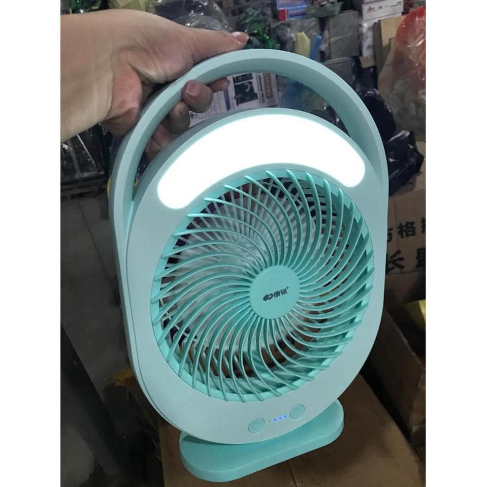 QUẠT SẠC TÍCH ĐIỆN CÓ ĐÈN LED KM F0336-GIÁ TỐT