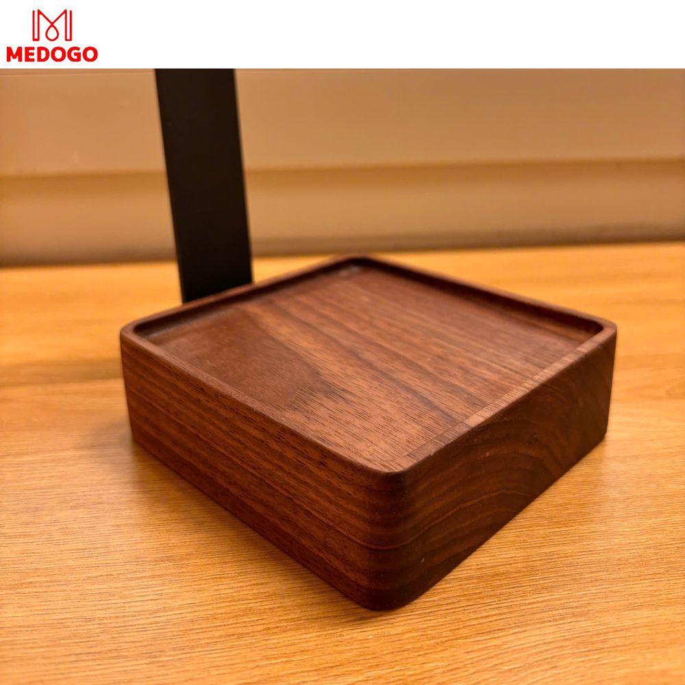 Giá Treo Tai Nghe Đế Vuông Decor Bàn Làm Việc – Gỗ Óc Chó &amp; Thép Sơn Bền Đẹp
