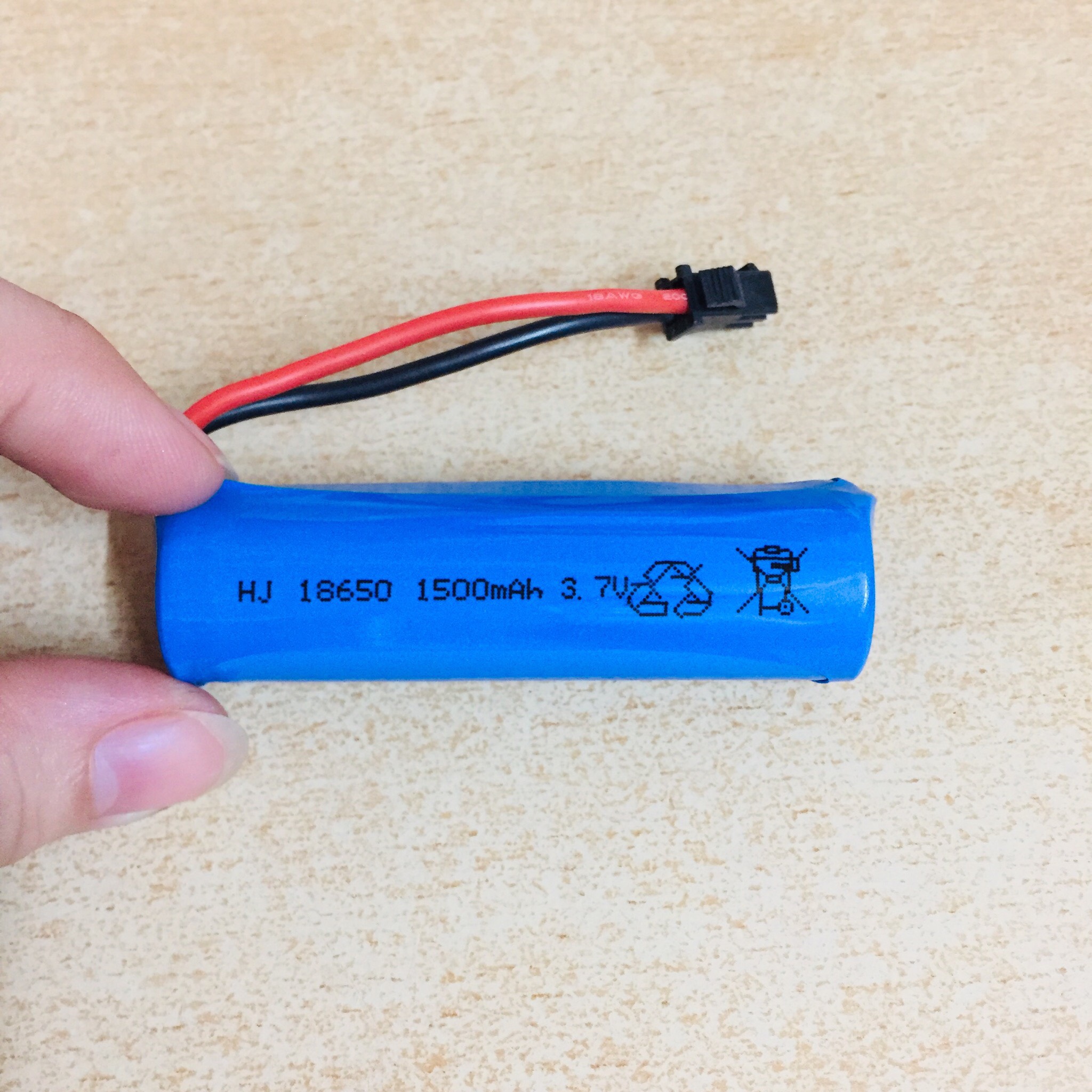 Pin sạc 18650 hình trụ 3.7V dung lượng 1500mAh chân cắm Jack SM 2P