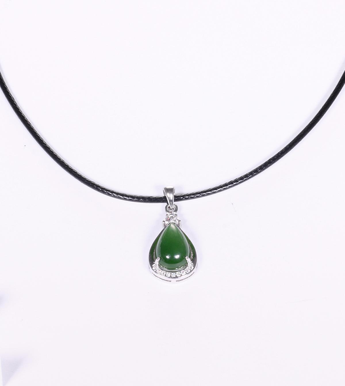 Mặt dây chuyền giọt nước đá ngọc bích mệnh hỏa, mộc - Ngọc Quý Gemstones