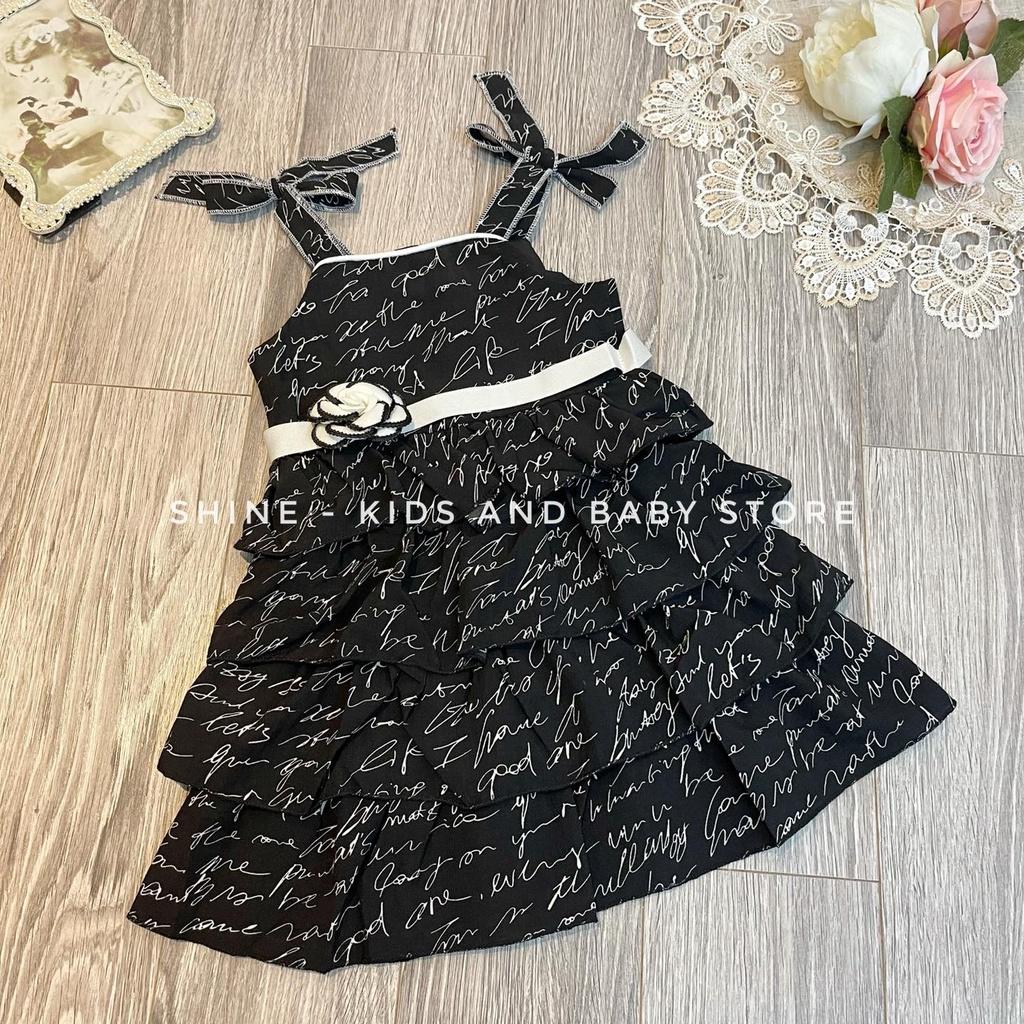 Váy đen 2s họa tiết chữ