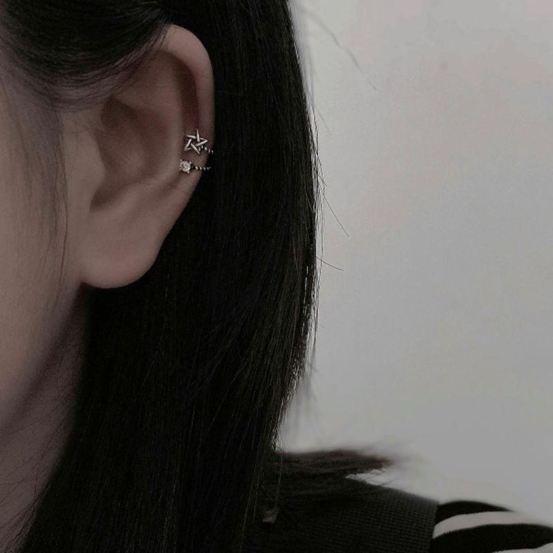 Khuyên kẹp sao đá