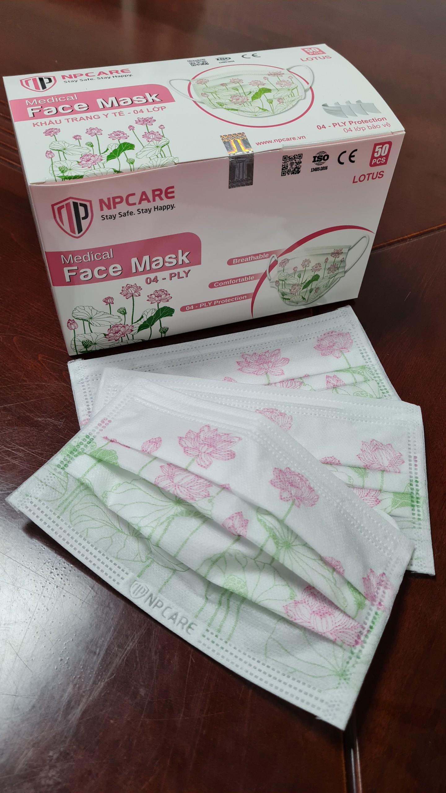 Khẩu trang y tế 4 lớp NPCARE hoa sen Lotus