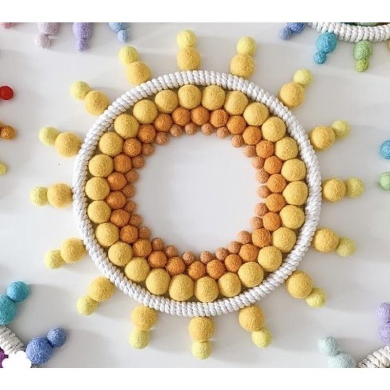 Pompom len kích thước 2cm dùng làm đồ chơi, đồ handmade, diy