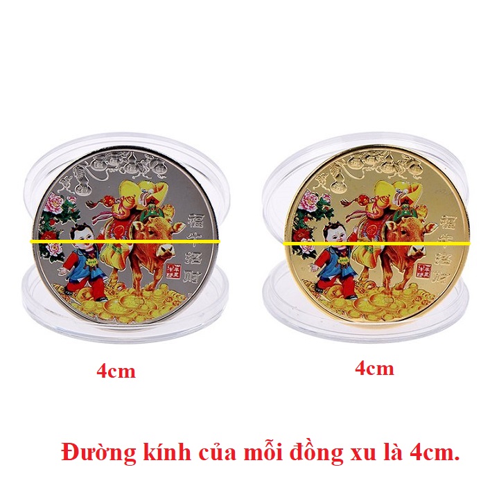Cặp Xu hình chú Bò đang mang túi Vàng Bạc, màu vàng và bạc, tặng kèm túi gấm, dùng để trang trí bàn sách, bàn làm việc, mang theo trong túi - SP002469