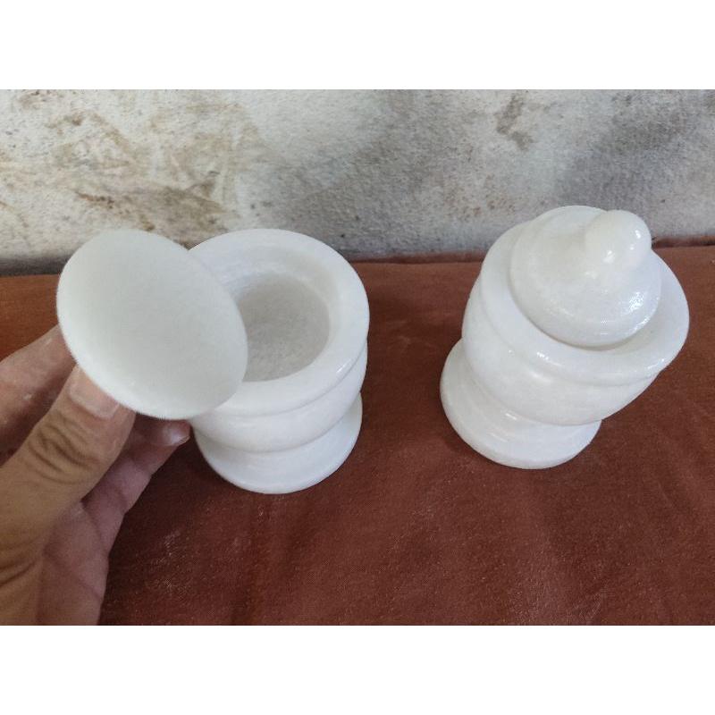 Chung nước, ly nước bằng đá trắng có nắp