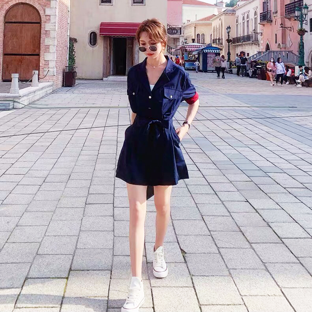 Jumpsuit Ngắn Cổ Vest Tay Phối Màu