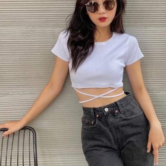 Áo croptop ôm body đan dây tay ngắn