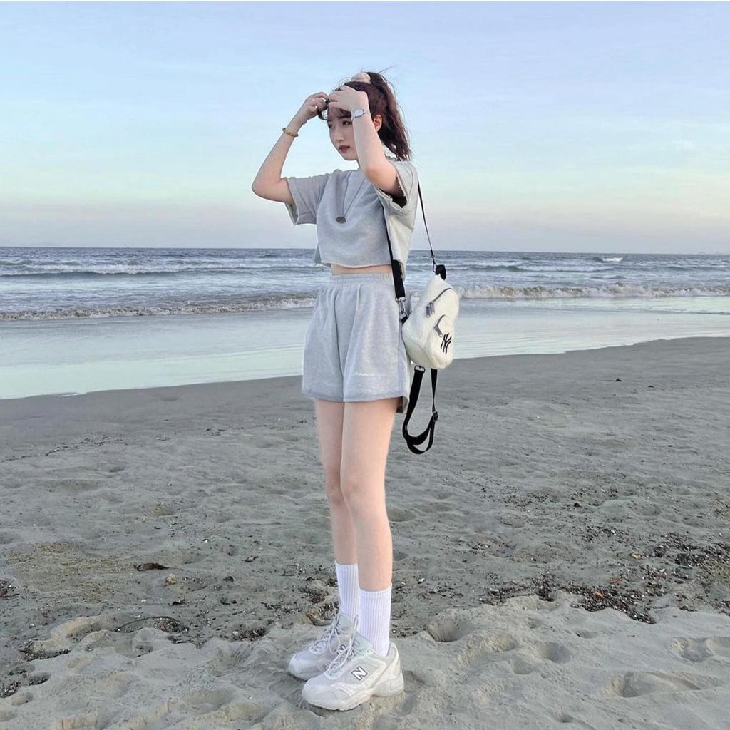 Set Bộ Quần Áo Croptop Nữ Natre Phong Cách Ulzzang Hàn Quốc Có Thể Tách Rời Và Mix Đồ Thoải Mái - 8134 Gous Offical