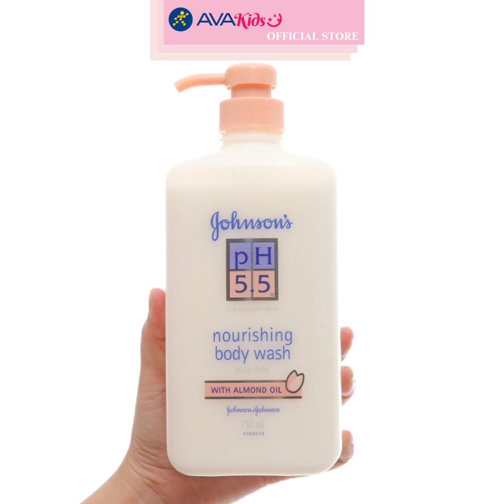 Sữa tắm Johnson's pH 5.5 dưỡng thể hương dịu nhẹ 750 ml