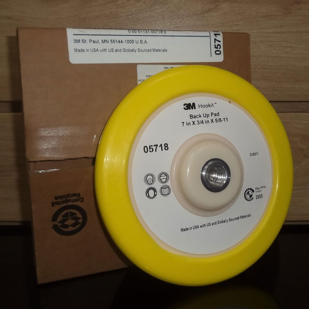 ĐẾ ĐỆM GAI MÁY MÀI CẦM TAY 7INCH 3M 05718