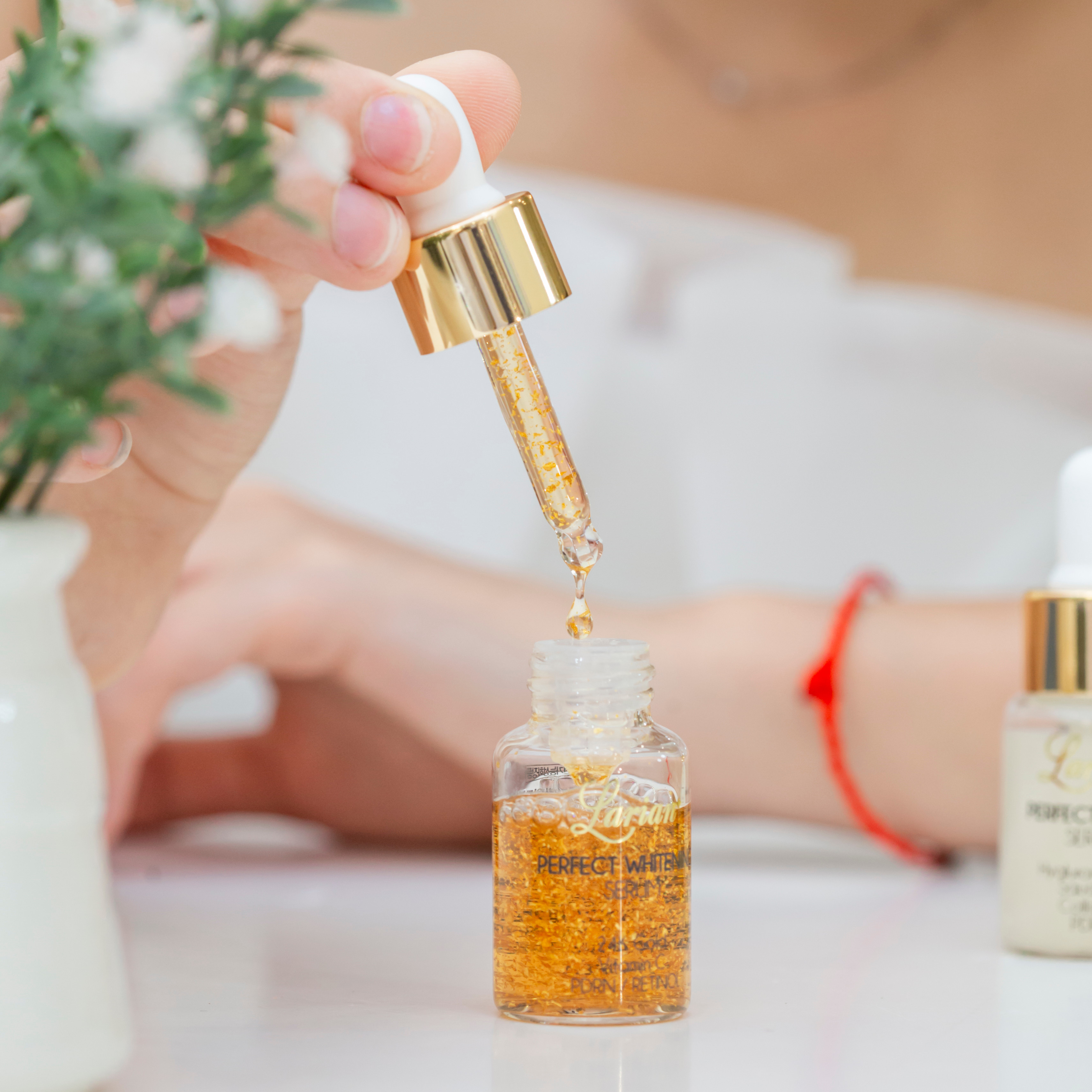 Serum vàng 24k. Whitening Larian lọ 10ml