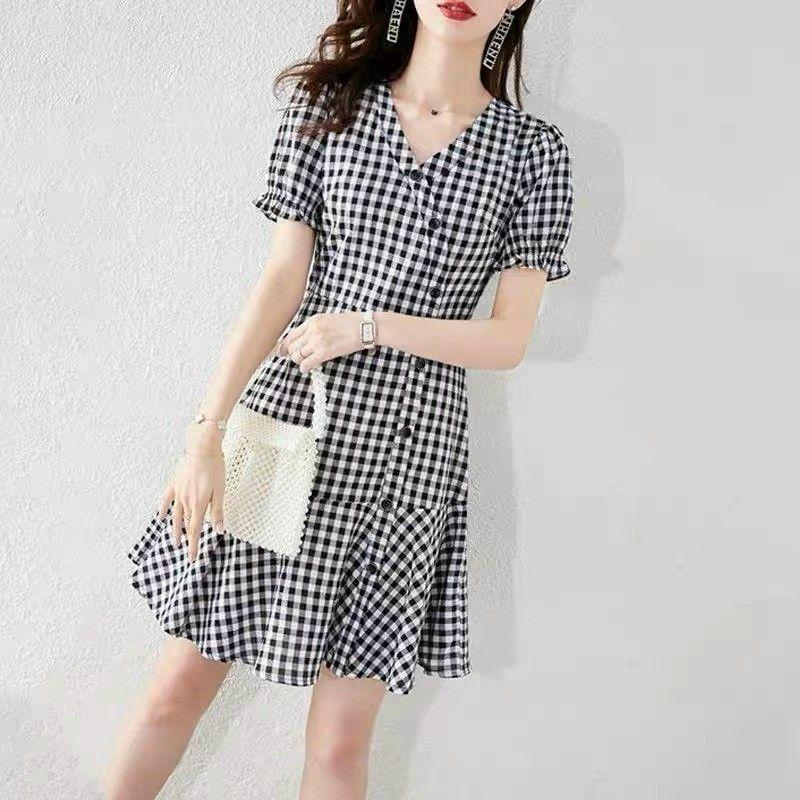 ĐẦM CARO ĐUÔI CÁ NẸP NÚT XEO