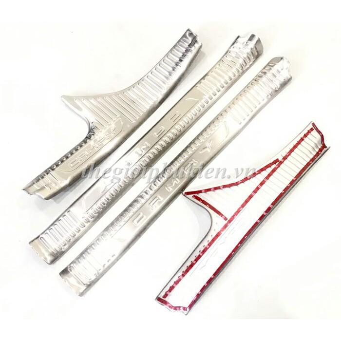 Bộ Ốp bậc, Nẹp bước chân Toyota Camry 2019 - Mẫu INOX