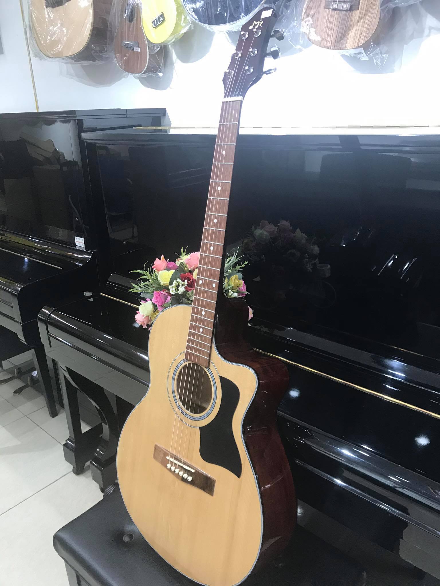 Đàn guitar Acoustic MKAC950, thùng eo, màu vân gỗ, Việt Nam, bao da 2 lớp, bộ dây dự phòng