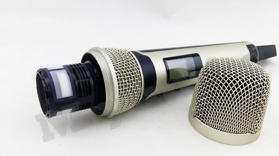 Micro karaoke Sennheiser SKM 9000 - Mic karaoke chuyên nghiệp, đầu thu anten 4 râu - Xử lí tiếng ồn, tạp âm cực tốt -Thiết kế kim loại sang trọng, cao cấp - Hàng nhập khẩu