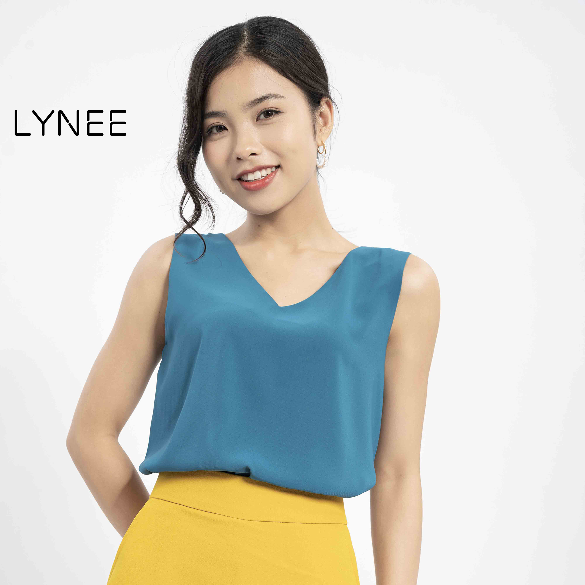 Áo sát nách nữ LYNEE áo kiểu cổ tim vải lụa mềm mịn tạo cảm giác thoải mái ST01
