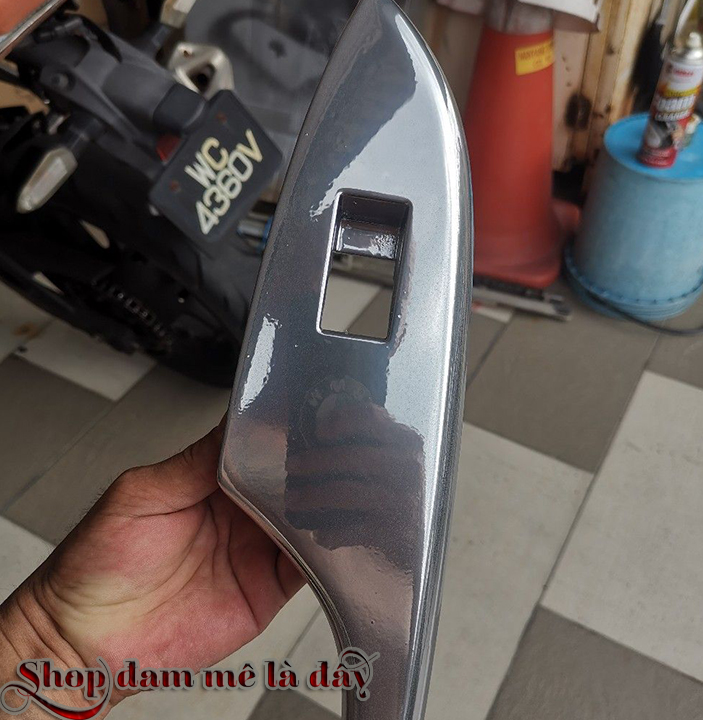 Sơn inox bóng gương, hiệu ứng gương soi b123 Bosny dung tích 270ml - Thái Lan